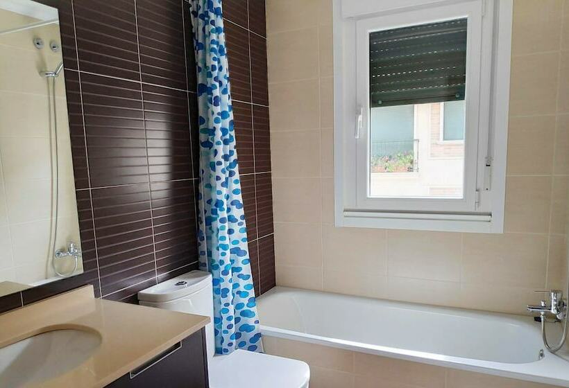 Апартаменты 1 Спальня, Apartamentos Revolta Sanxenxo 3000