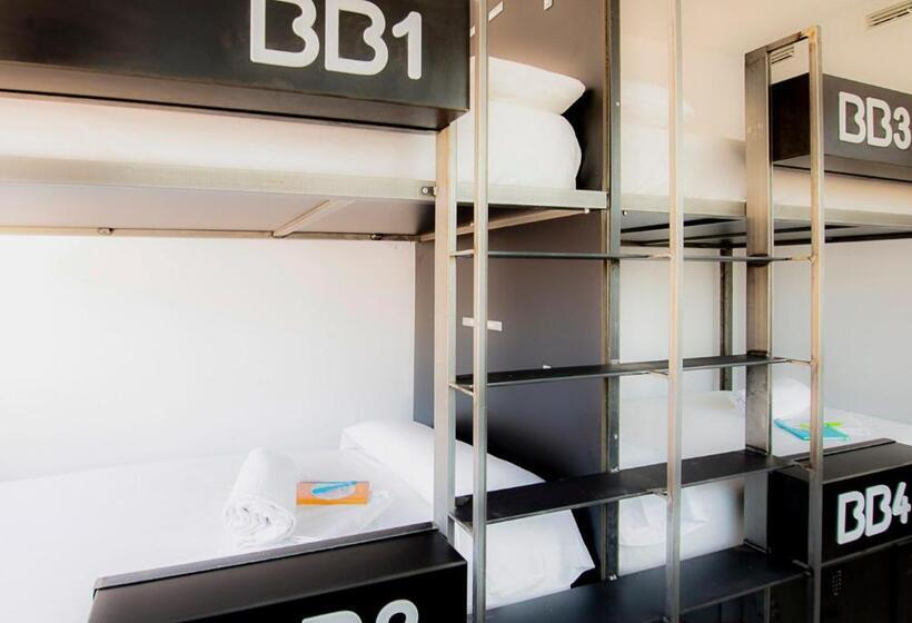 Четырехместный Номер Стандарт, Bea Beach Hostel
