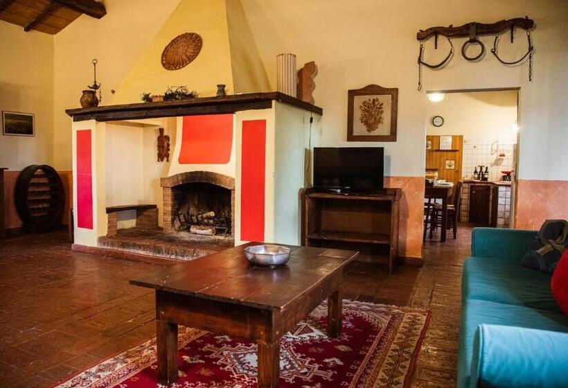 5 Bedroom Apartment, Poggio Del Sole
