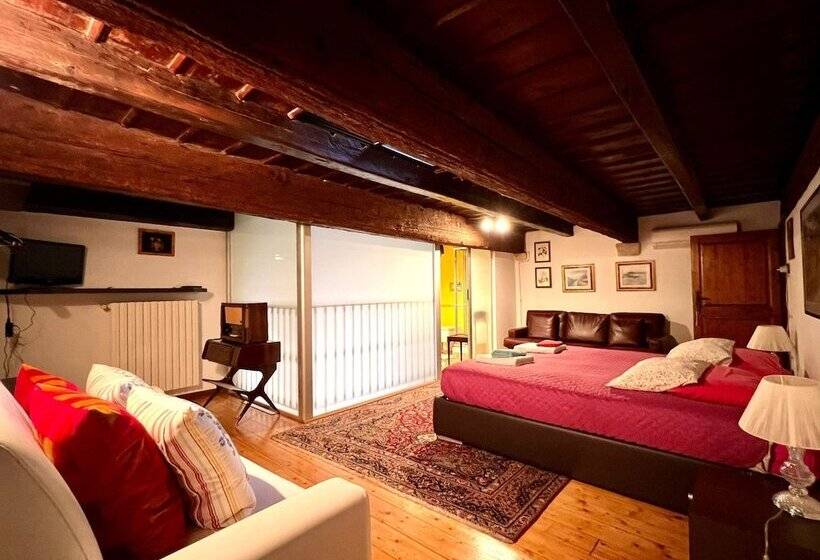 سوییت, Saint Patrick Guest House