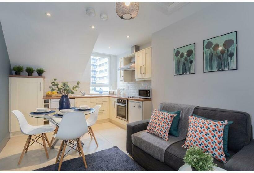 Апартаменты 1 Спальня, Central Belfast Apartments: 7 Camden Street