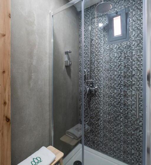 اتاق استاندارد, Passal Hostel