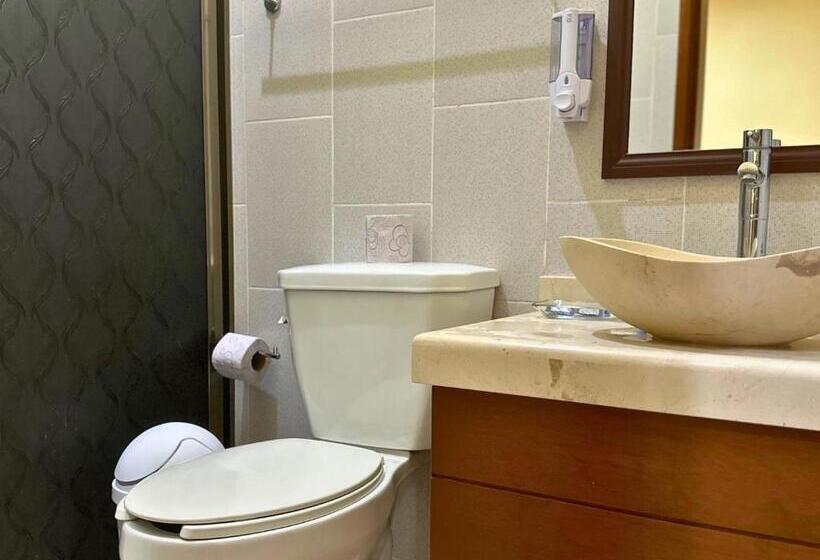 Люкс 2 Спальни, Selina Playa Del Carmen   Hostel