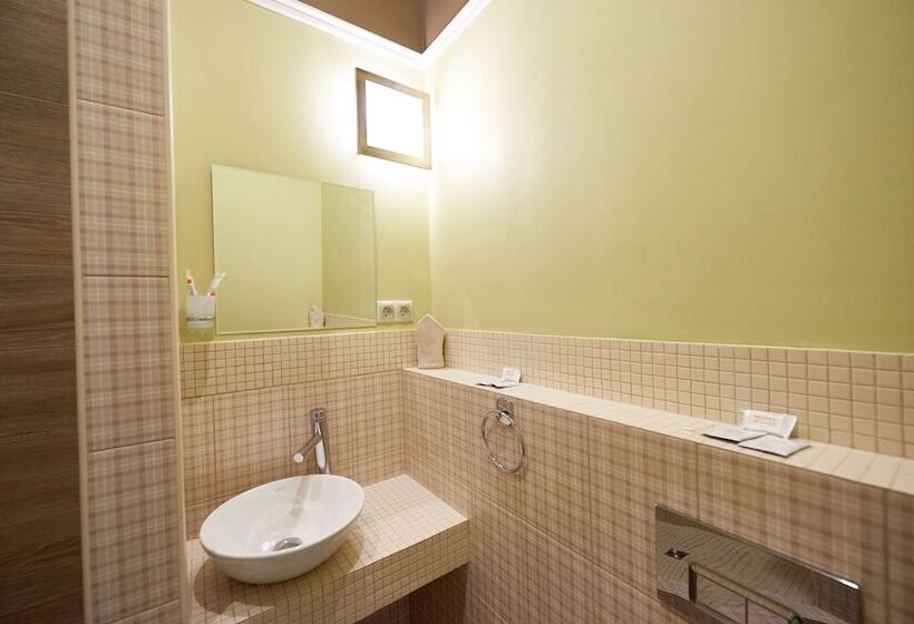 سوییت جونیور, Medical Hotel & Spa
