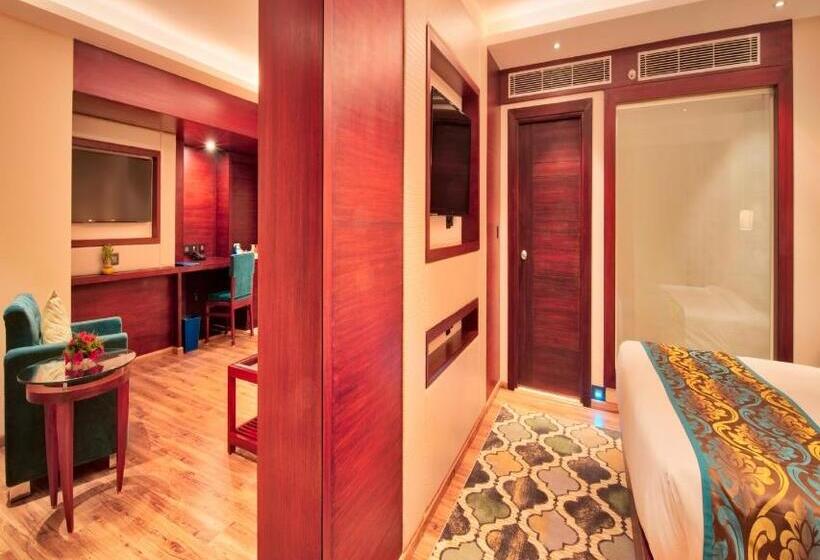 套房, Golden Tulip Essential Jaipur