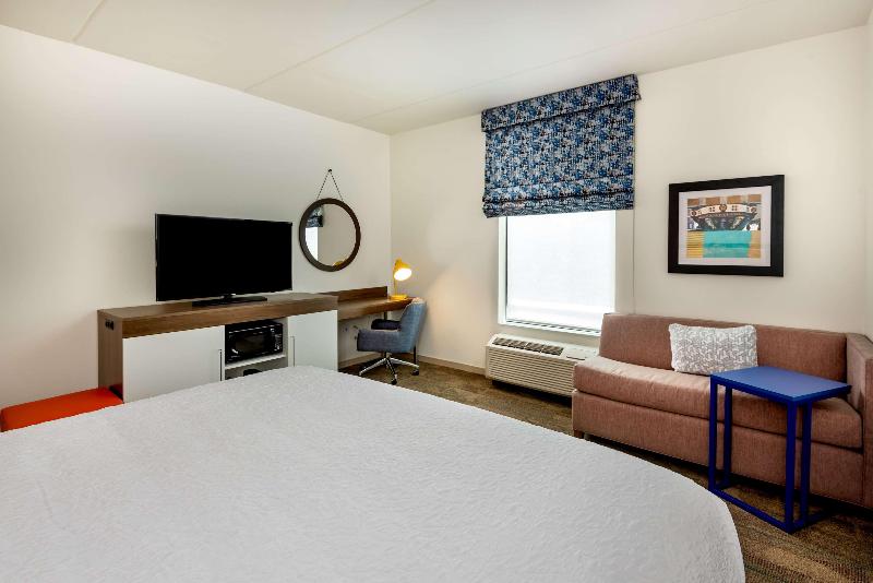 스탠다드 룸 킹사이즈 침대, Hampton Inn Baltimore Bayview Campus