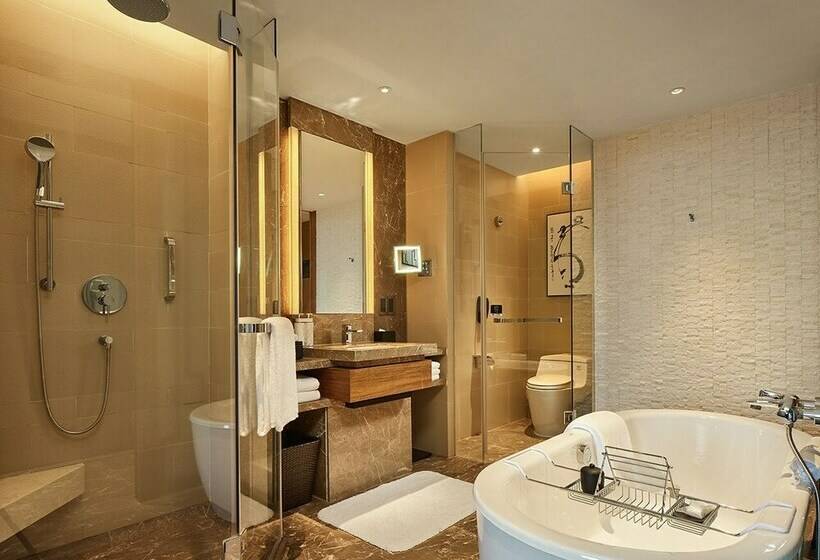 高级客房, Hualuxe Ningbo Harbor City, An Ihg