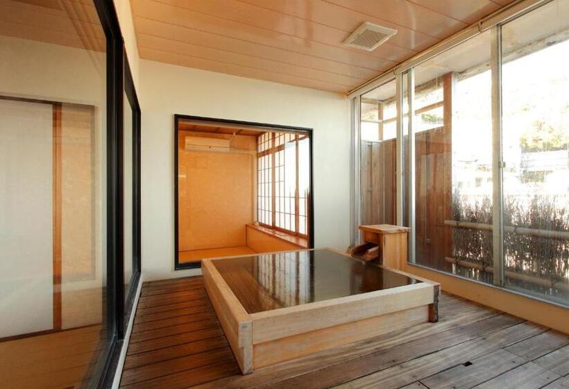 Четырехместный Номер Стандарт, Atagawa Yamatokan