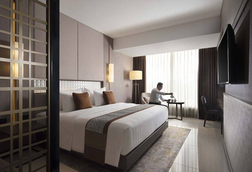 غرفة ديلوكس سرير كينج, Gramm Hotel By Ambarrukmo   Formerly Grand Ambarrukmo Yogyakarta