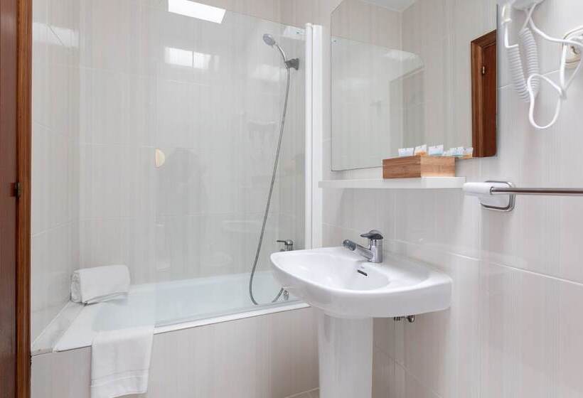 Номер Стандарт, Hostal La Costa