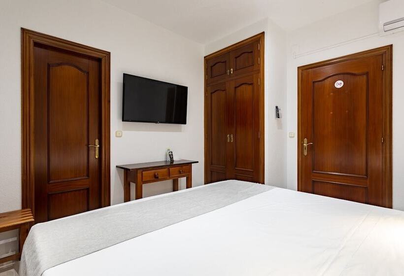 Номер Стандарт, Hostal La Costa