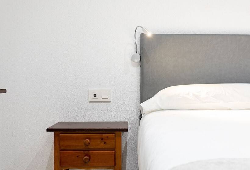 Номер Стандарт, Hostal La Costa
