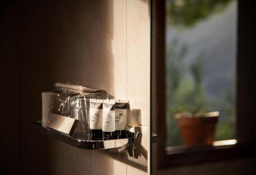 スタンダードシングルルーム, Hostal Montserrat