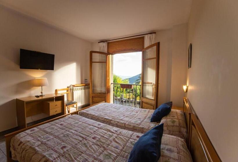 Номер Стандартный с Видом, Hostal Montserrat