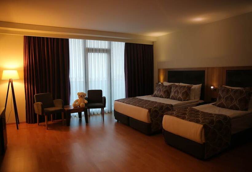 آپارتمان لوکس 1 خوابه, Metro City Apartments