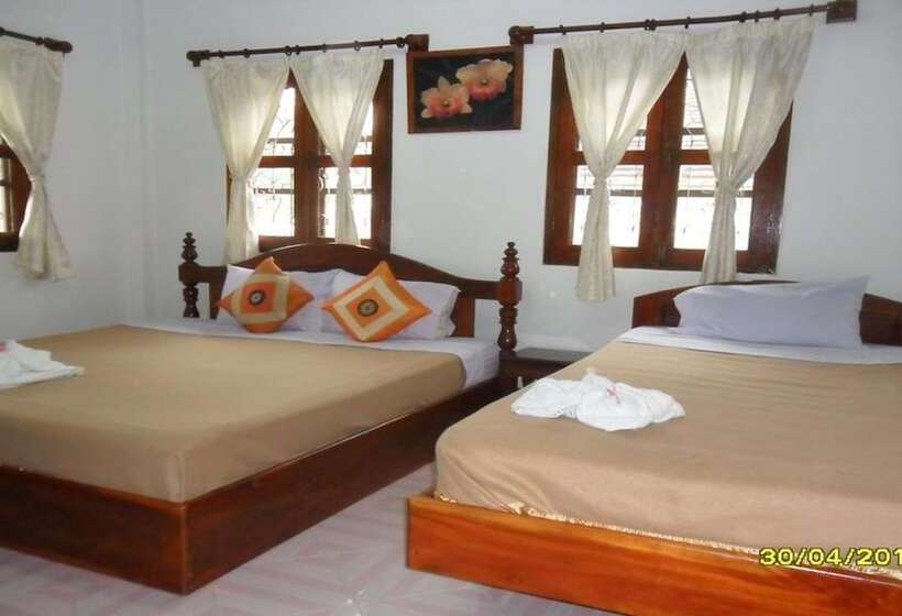 스탠다드 트리플 룸, Rattana Guesthouse