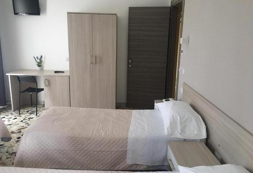 Номер Стандарт Индивидуальный, Piccolo Hotel Lamezia