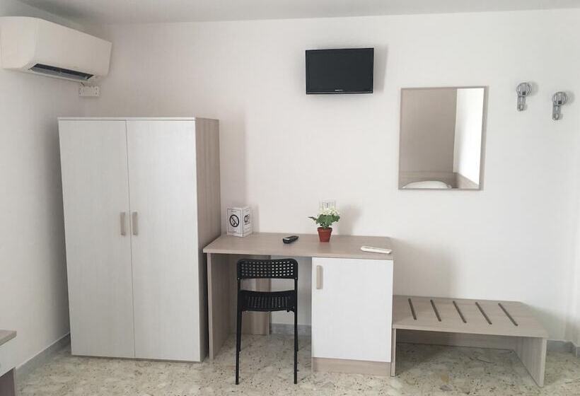 Четырехместный Номер Стандарт, Piccolo Hotel Lamezia