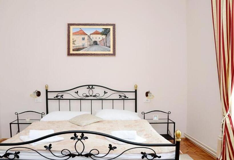 اتاق استاندارد, Apartments & Rooms Flowers