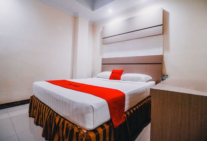 Номер Стандарт, Reddoorz Plus Near Makassar Town Square