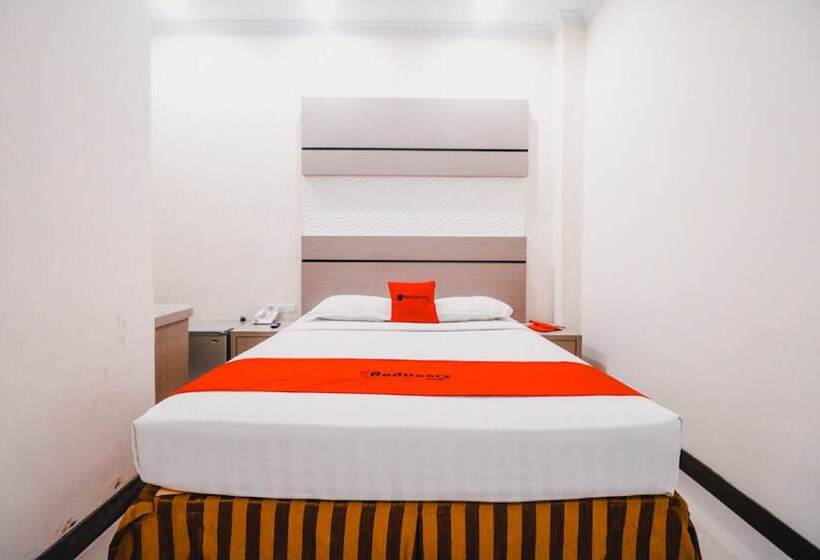 Номер Стандарт, Reddoorz Plus Near Makassar Town Square