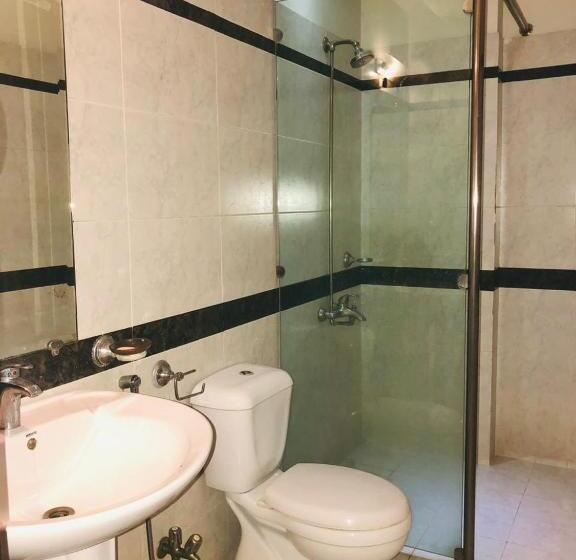اتاق لوکس با تخت بزرگ, Grand Inn