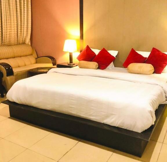سوییت لوکس, Grand Inn