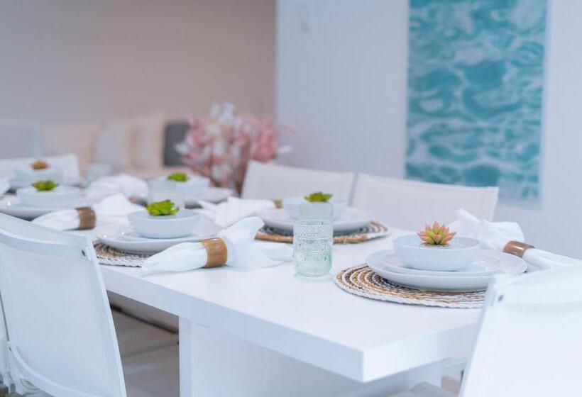 آپارتمان 1 خوابه با چشم‌انداز باغ, Mullins Grove Luxury Apartments