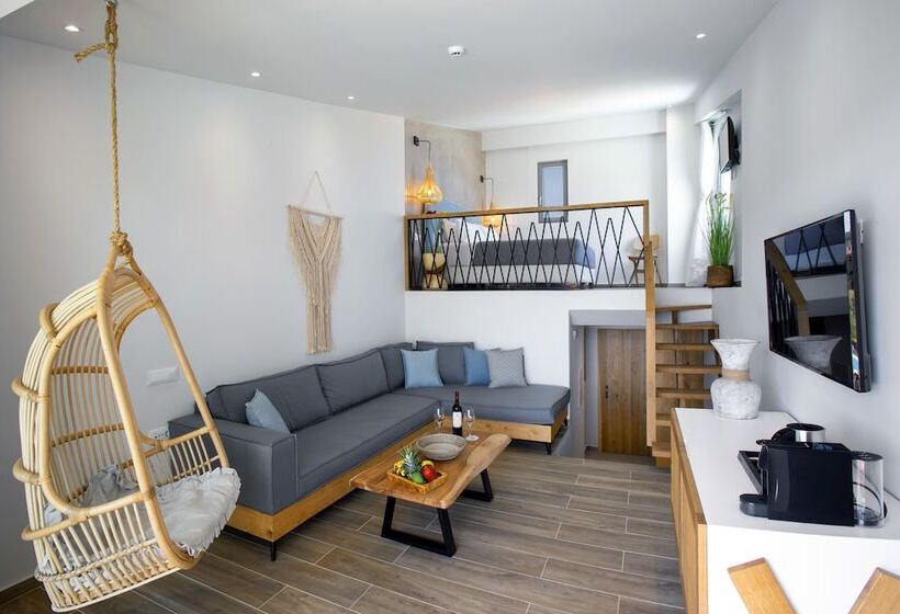 سوییت با چشم‌انداز دریا, Atermono Boutique Resort & Spa