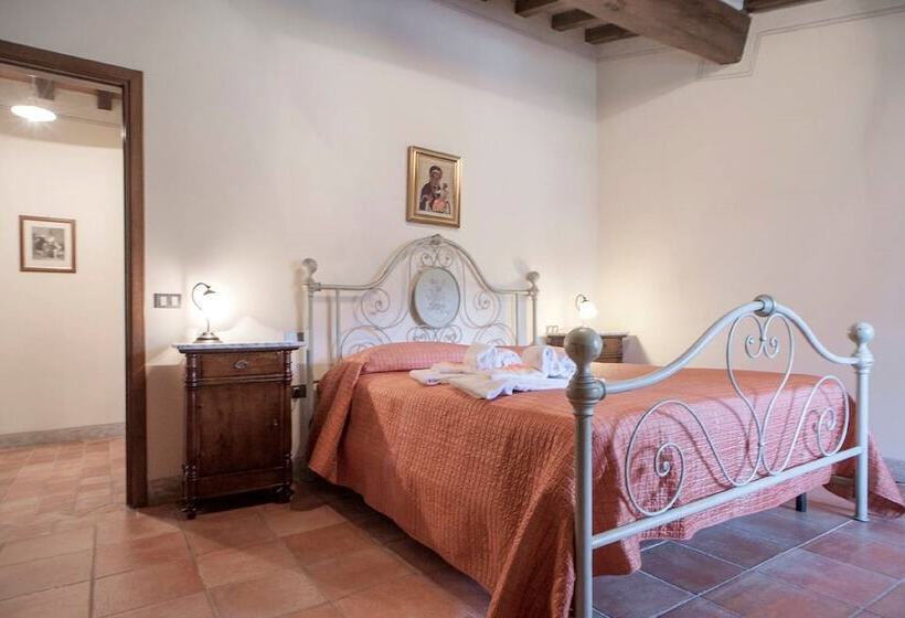 Апартаменты Deluxe 3 Спальни, Azienda Agricola E Agriturismo Vallorsi