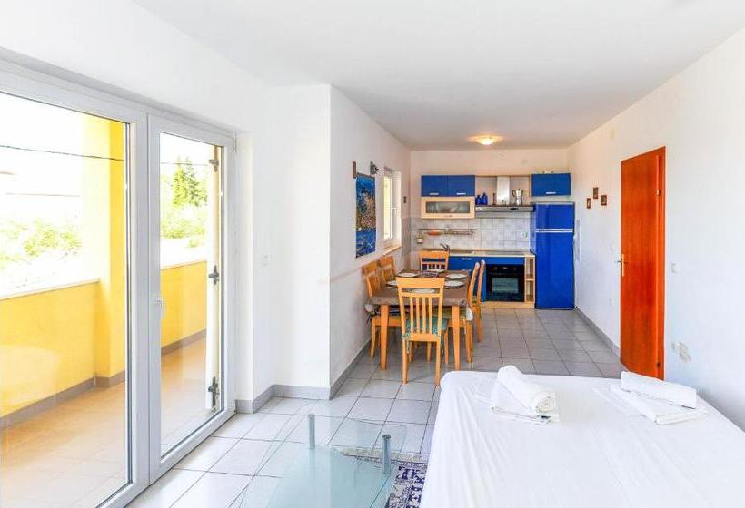 آپارتمان 1 خوابه, Apartments Silvia