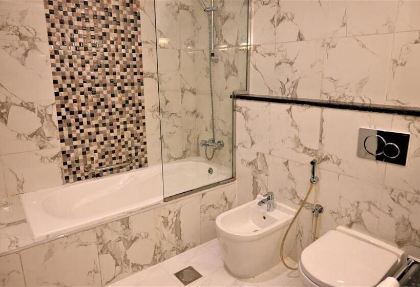 스위트, Crystal Plaza Al Majaz