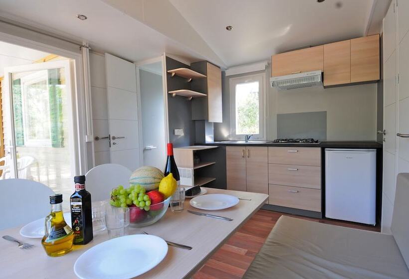 Casa 2 Quartos, Camping Treumal