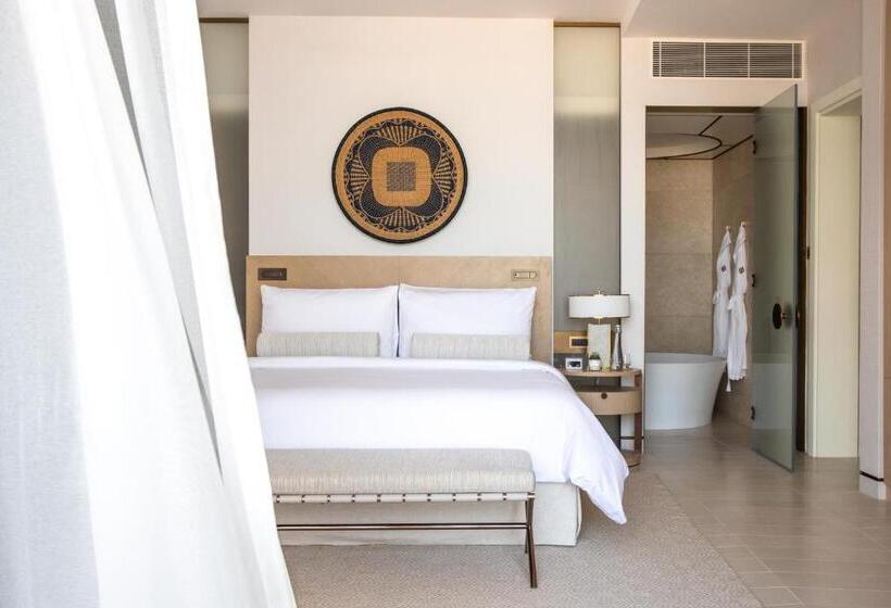 Номер Deluxe Кровать Кинг, Jumeirah Saadiyat Island Abu Dhabi