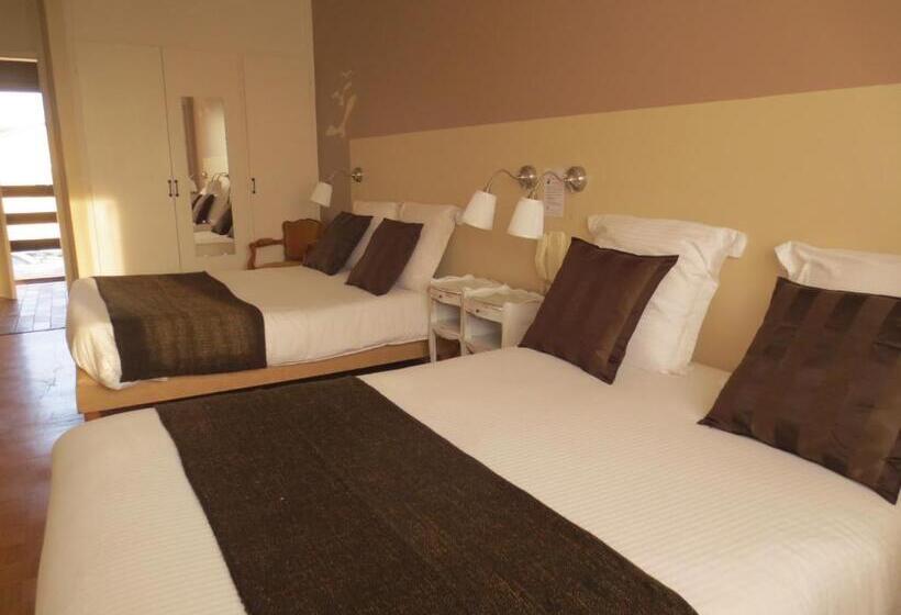 4인용 스탠다드 룸, Logis L Auberge Du Gros