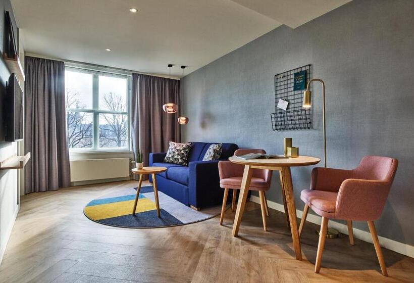 스위트 킹사이즈 침대, Staybridge Suites The Hague   Parliament, An Ihg