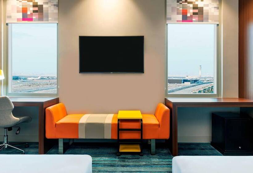 Номер Стандарт, Aloft Dubai South