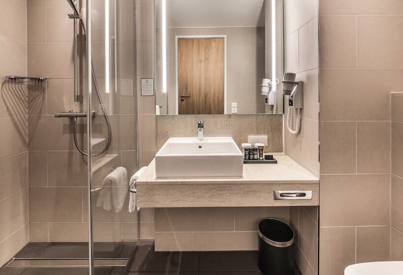 اتاق استاندارد با تخت دوبل, Holiday Inn Munich   City East, An Ihg