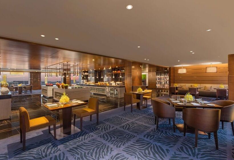 סוויטה אקזקיוטיב, Sheraton Grand Bengaluru Whitefield Hotel & Convention Center