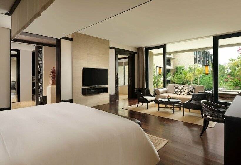 Полулюкс с Бассейном, The Apurva Kempinski Bali
