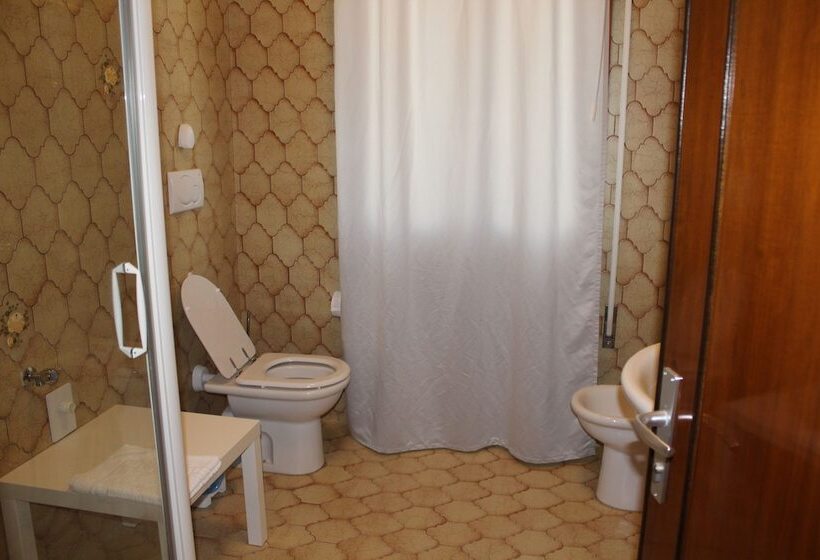 Номер Стандарт Совместная Ванная, B&b Airport Venice Diego