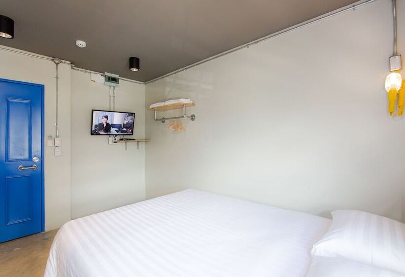 اتاق استاندارد, Bloo Hostel