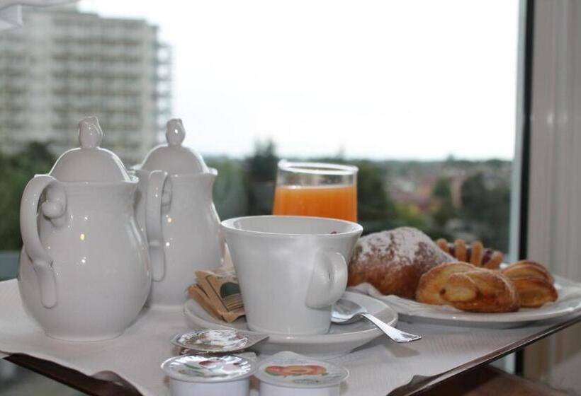 اتاق استاندارد یک نفره, Terme Villa Pace