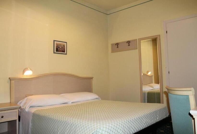 اتاق استاندارد یک نفره, Terme Villa Pace