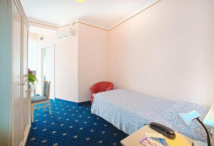 اتاق استاندارد یک نفره, Terme Villa Pace