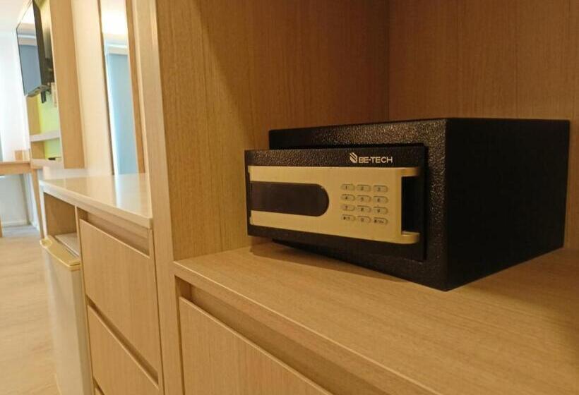 デラックスルーム, Lime Hotel Boracay
