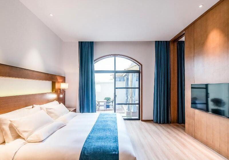 جناح سوبيريور, Novotel Suzhou Tai Lake Santeh
