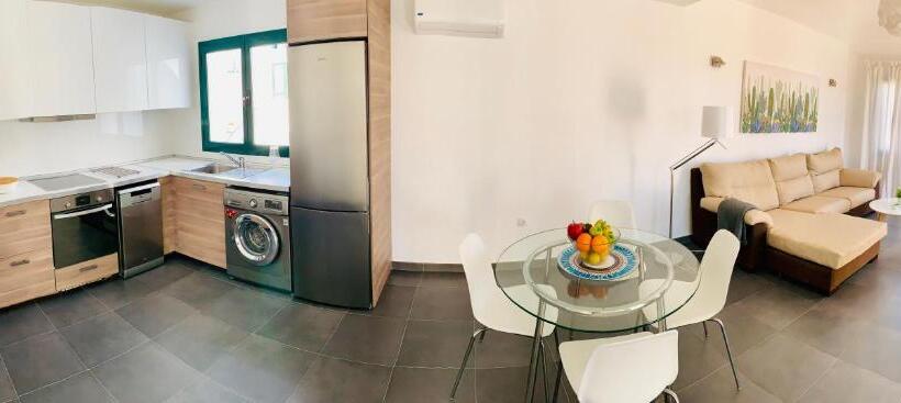 Apartamento Dúplex 1 Dormitório, Apartamentos Zalabar