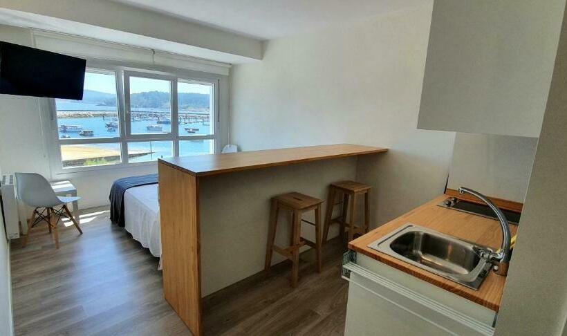 استودیوی استاندارد با چشم‌انداز دریا, Apartamentos Costa Da Morte Muxia