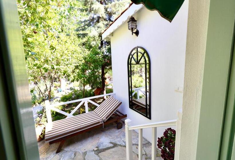 اتاق استاندارد با چشمانداز باغ, Kemerbag 29   Adults Only